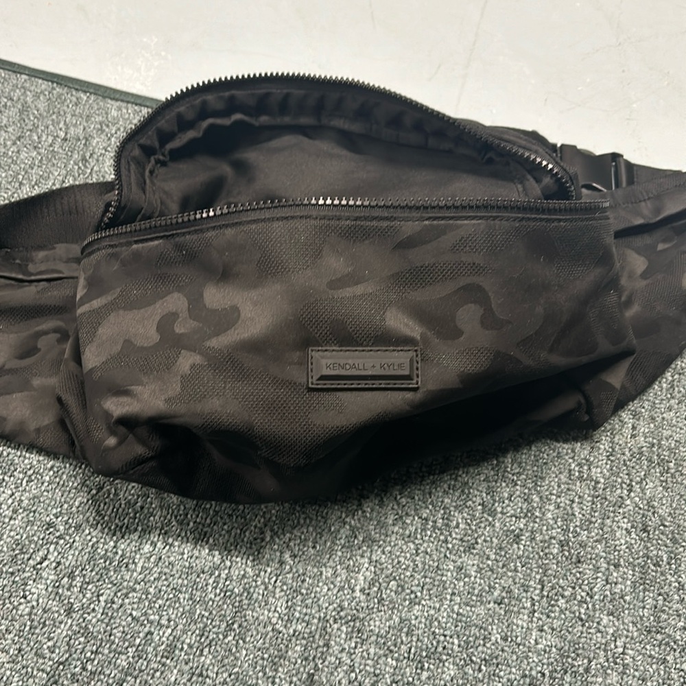 Black Cross Body  Kendall & Kylie Purse/ Fanny Pack